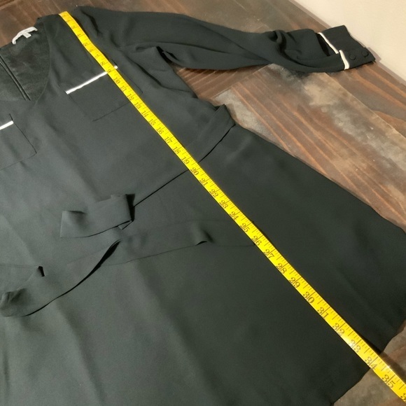 Naked zebra Lightweight v neck black dress size L - Picture 8 of 10